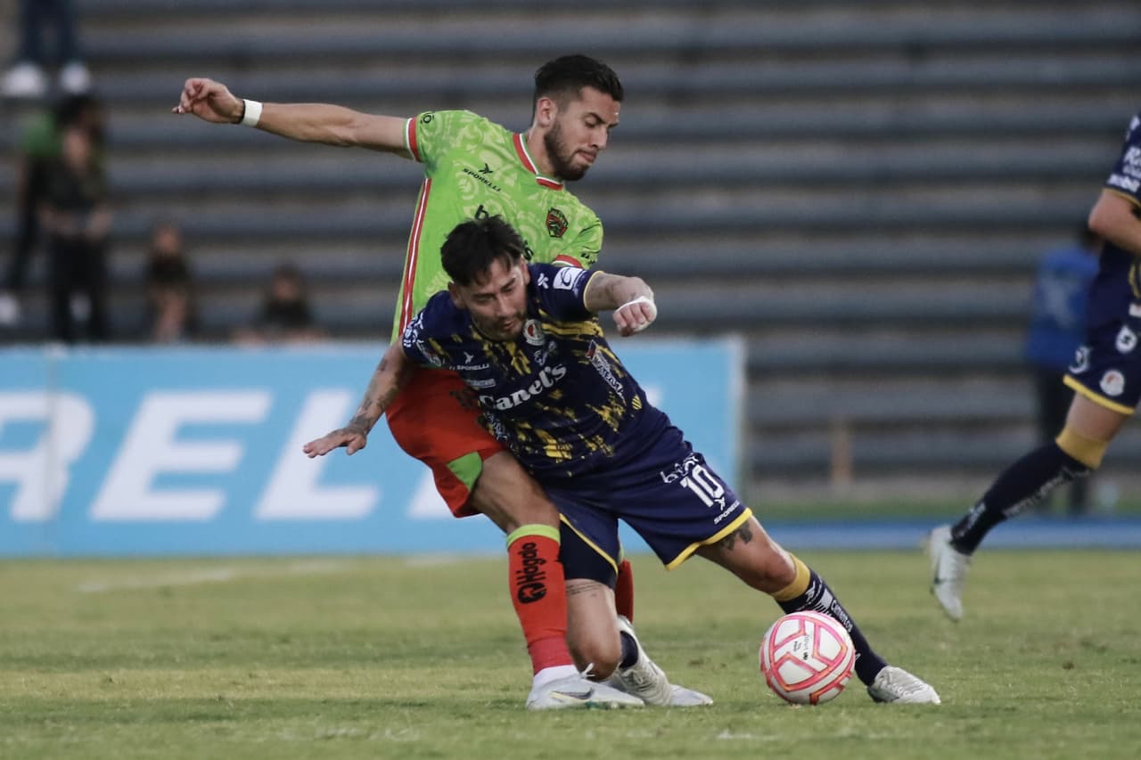 Un gol de Alan Medina al 57’ le permitió a FC Juárez rescatar el empate en casa ante el Atlético San Luis en duelo adelantado de la Jornada 16 del Apertura 2022. Previamente, Sabin Merino había adelantado a los visitantes por la vía de los 11 pasos al 22’.