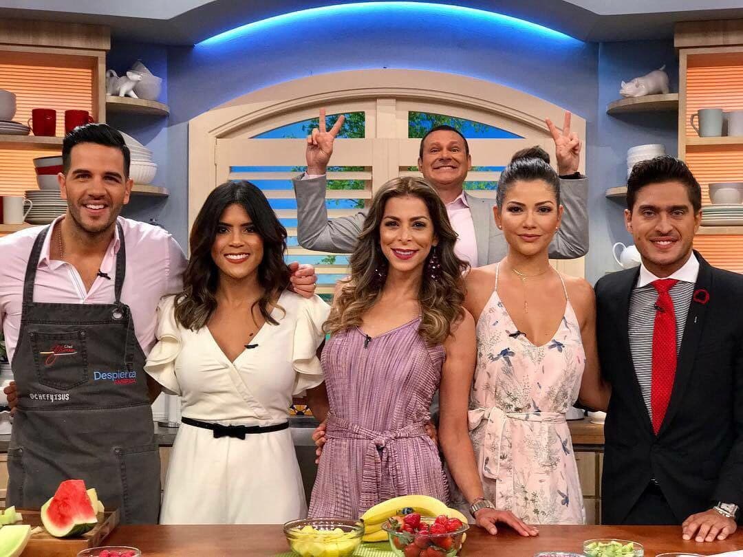 Lourdes regresó para acompañarnos desde muy temprano, mientras Karla sigue gozando de sus vacaciones.