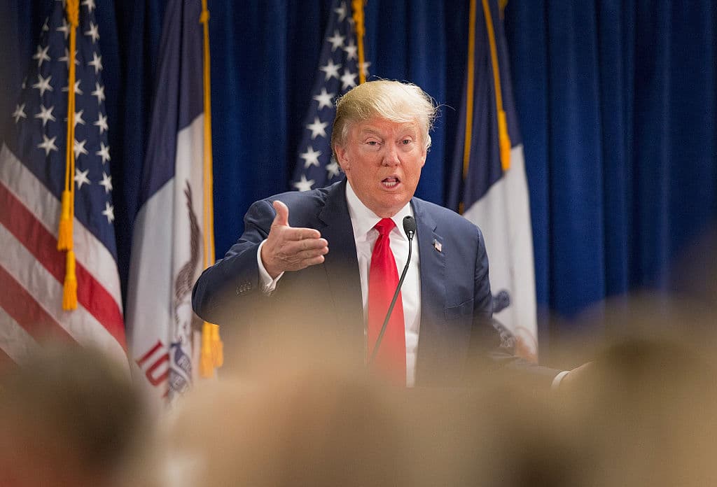 Donald Trump se distancia de la idea de crear una base de datos para musulmanes