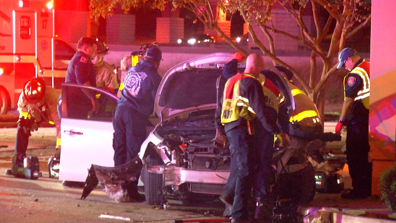 El choque fatal ocurrió a las 21:56 horas en el camino de acceso del Loop 410, en su circulación hacia el noreste.