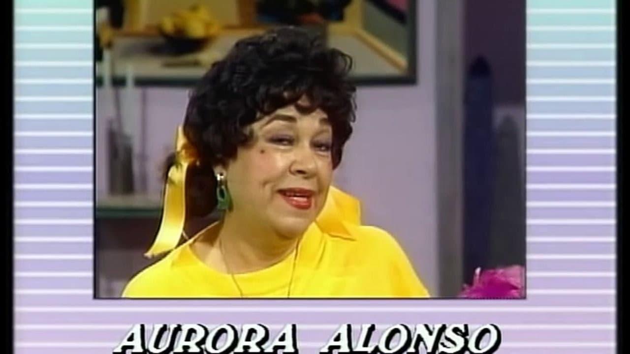 <b>Aurora Alonso</b> dio vida a 'Gumara', la simpática sirvienta de la familia, ella siempre estuvo enamorada de 'Pocholo', pero éste no le correspondía.