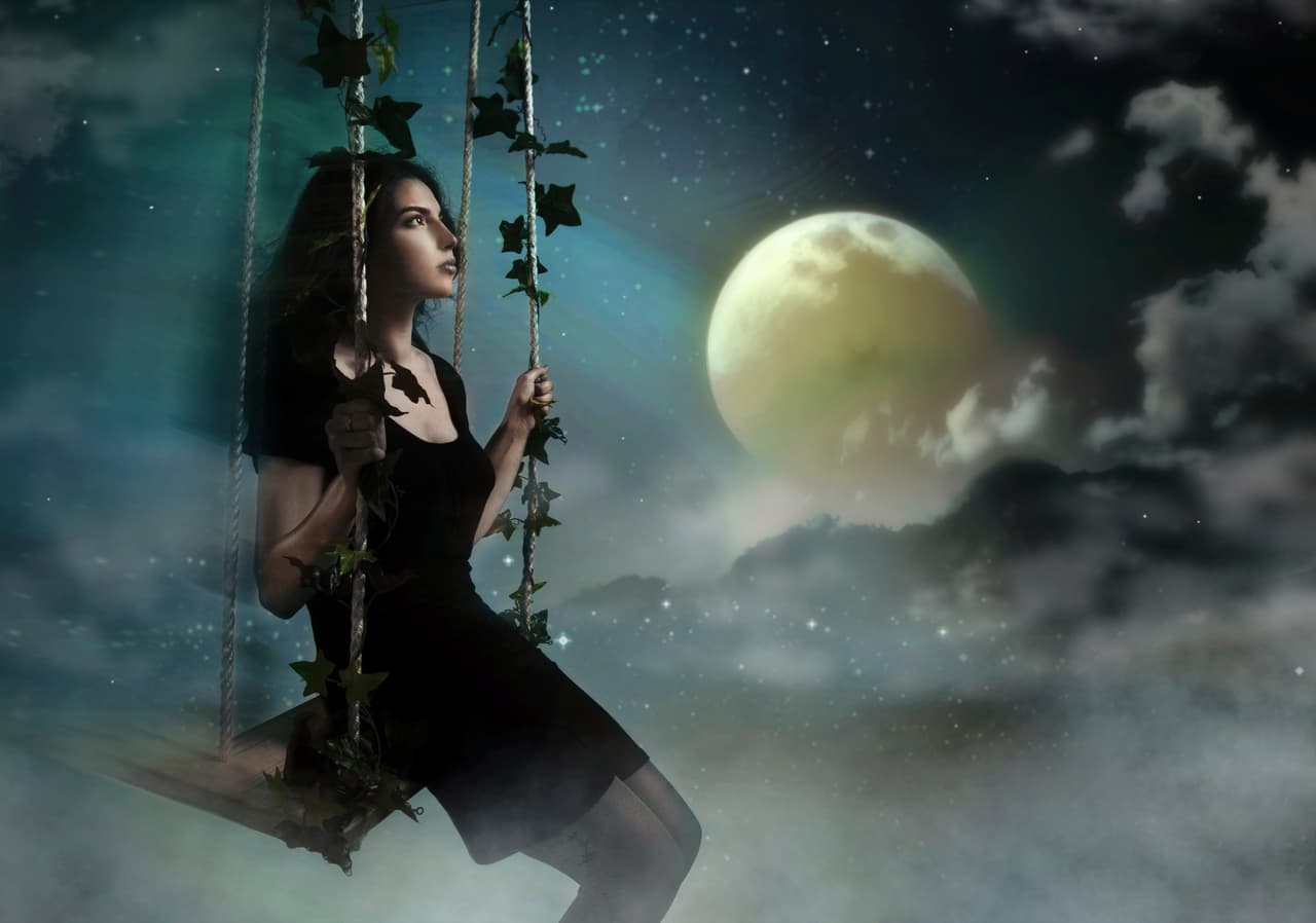 Las supersticiones no tienen ninguna base científica y se basan en las llamadas “creencias colectivas del subconsciente”, algo que a fuerza de repetirse, la gente termina creyéndolo o evitándolo… “por si acaso”.