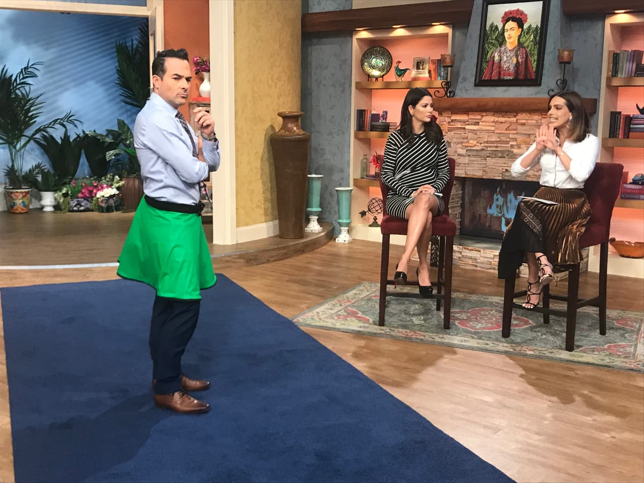 Llegó el turno de Carlos Calderón, nuestro segundo modelo usó un estilo más arriesgado.