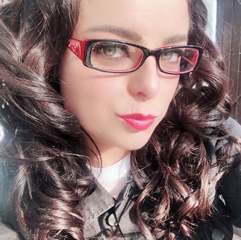 Ahora la actriz de 34 años de edad continúa con una exitosa carrera tanto en televisión y teatro participando en importantes producciones como Una Familia Con Suerte (2011), Porque El Amor Manda (2012), Yo No Creo En Los Hombres (2014), La Vecina (2015) y Mi Marido Tiene Más Familia (2017).