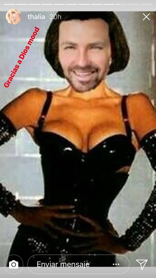 También probó con otro estilo, el "Gracias a Dios mood" lo sacó de su exitosa canción de 1995 que lleva el mismo nombre, este tema lo compuso Juan Gabriel.