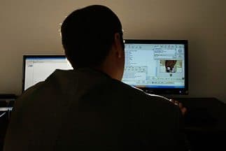 Aquí puede buscar si viven depredadores sexuales en el lugar en donde sus hijos pedirán caramelos en Halloween