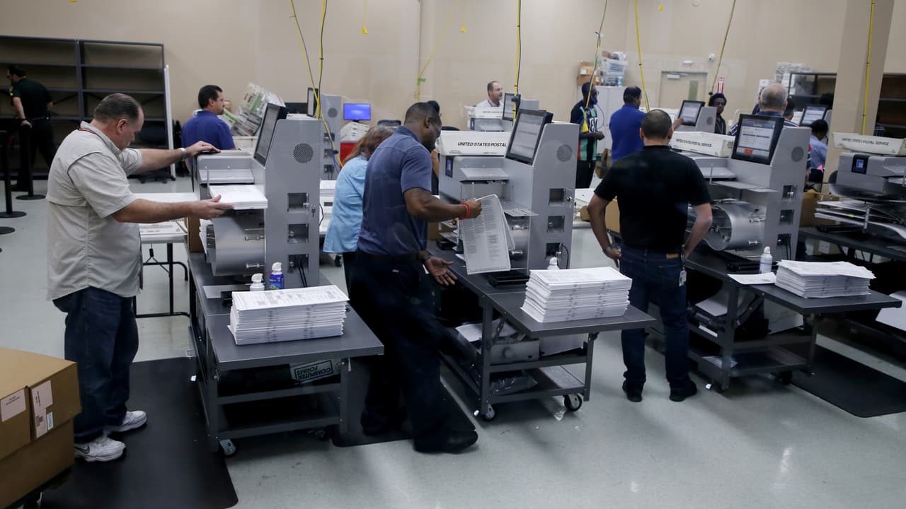 ¿Llegará el condado de Broward a contar todos los votos antes de que venza el plazo?