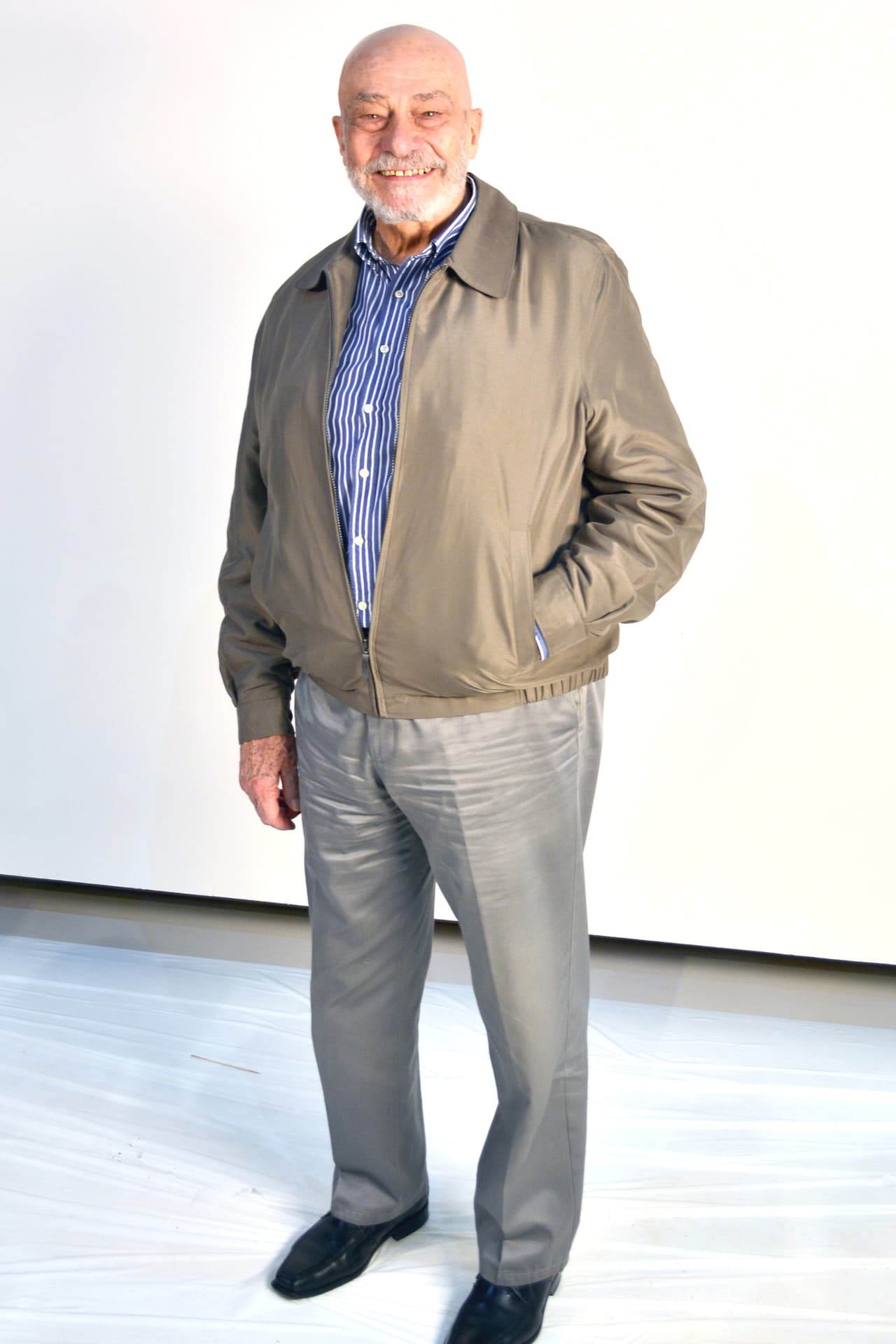 Luis Couturier dará vida a 'Benjamín', el jefe de camareros de "El Hotel de los Secretos".