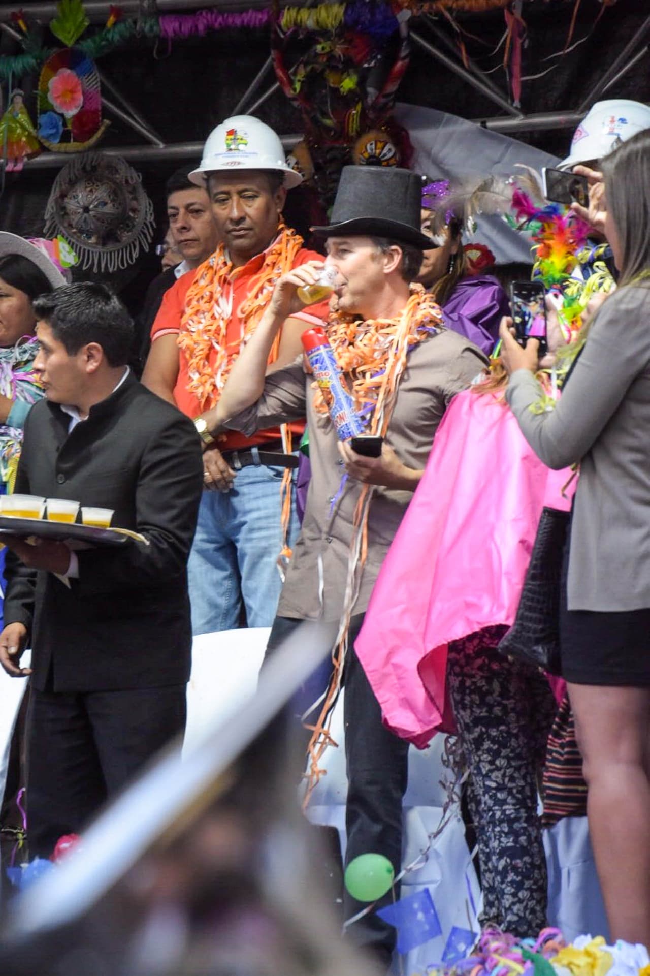 Edward Norton en pleno carnaval.