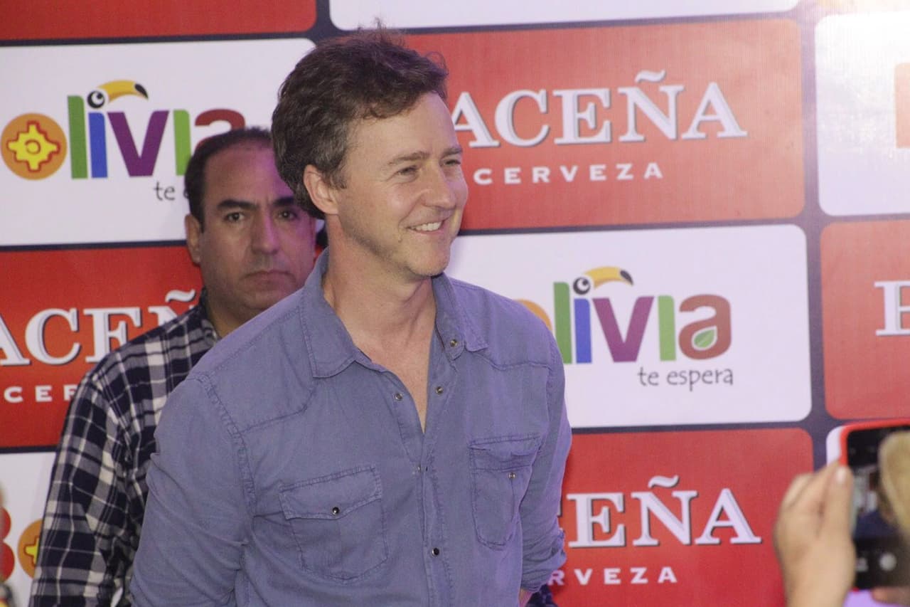 Norton llegó al país con el auspicio de una marca de cervezas.