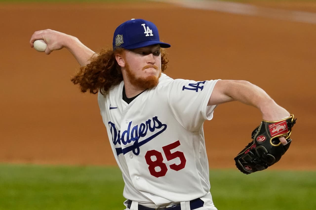 Blake Snell permitió dos carreras pero lanzó nueve ponches en la victoria 6-4 de los Tampa Bay Rays sobre Los Angeles Dodgers.
