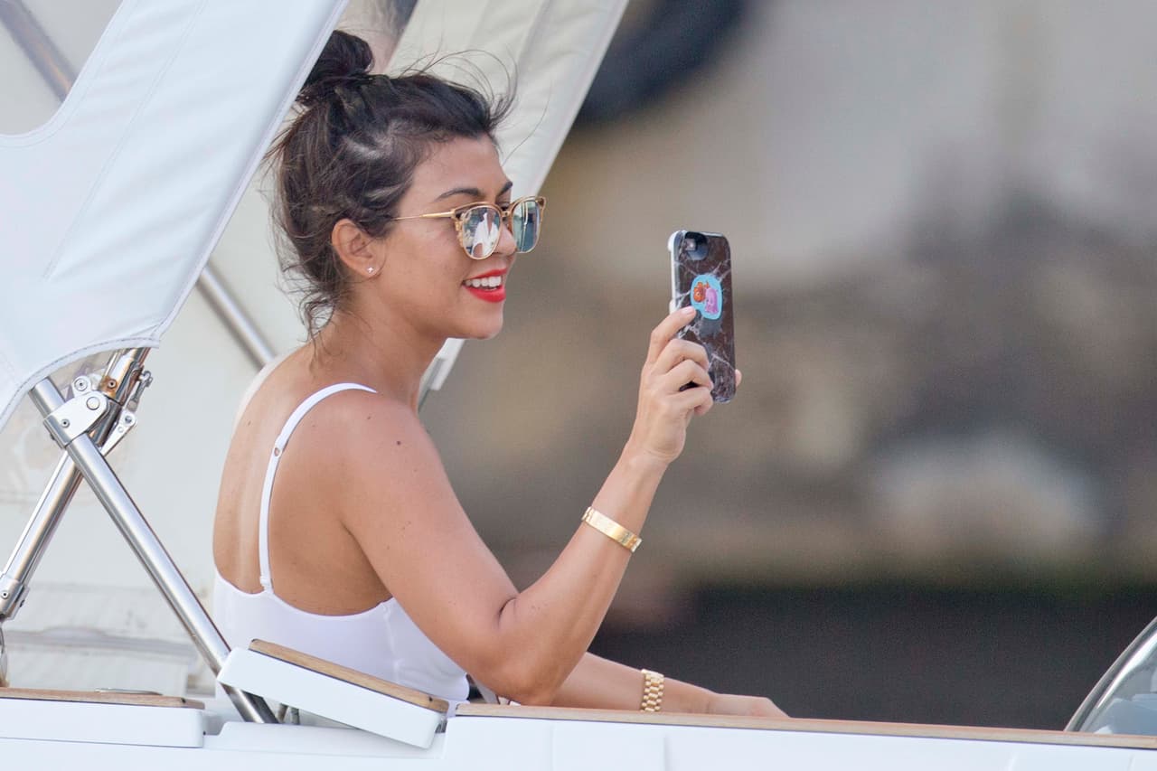 ¿A quién le habrá mandado esas fotitos?