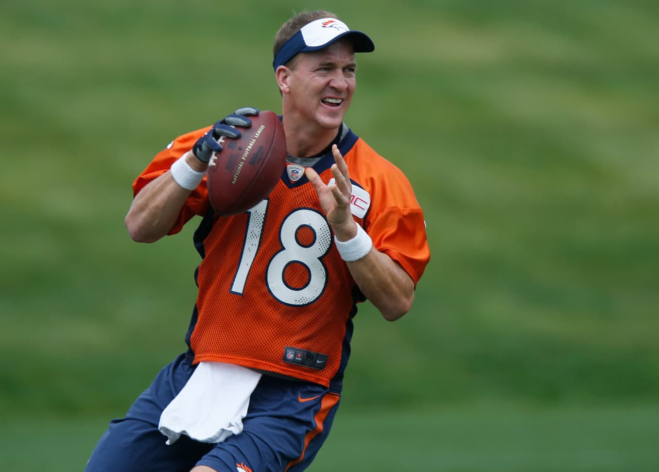 Peyton Manning está fuera de actividad por al menos las próximas 2 semanas con los Broncos