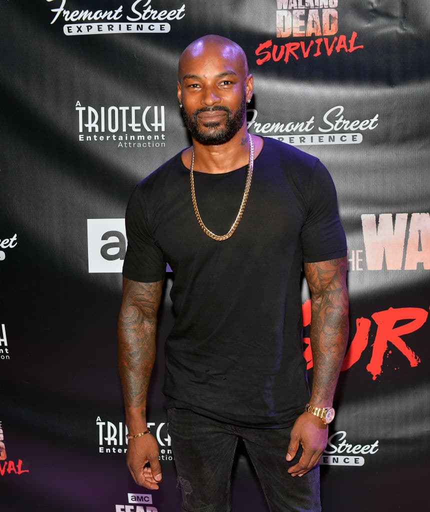 <b>Tyson Beckford</b>
<br>Nació en El Bronx hace 47 años. Su madre es Hillary Dixon, mitad china y mitad jamaquina, y su padre es Lloyd Beckford, un jamaiquino de ascendencia panameña.
