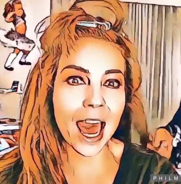 Y con esta divertida carita de Thalía nos despedimos. ¡No te pierdas 
<b><a href="http://www.univision.com/especiales/premio-lo-nuestro">Premio Lo Nuestro 2017</a></b>!