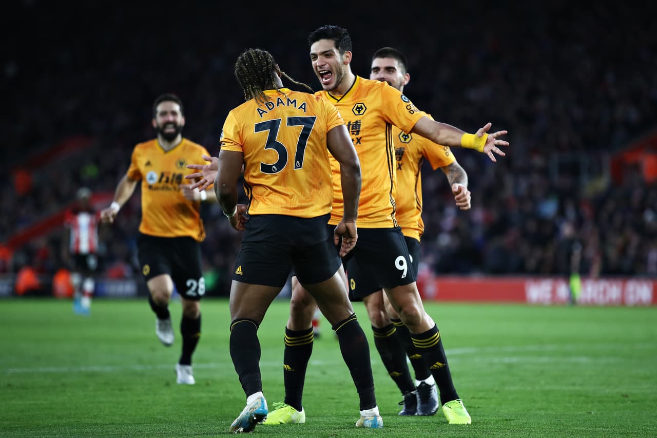 Bednarek (15’) y Shane Long (35’) aventajaron a los locales. Neto descontó al 53’ y Raúl Jiménez anotó de penal al (65’) y el segundo tanto del mexicano cayó al 76’.