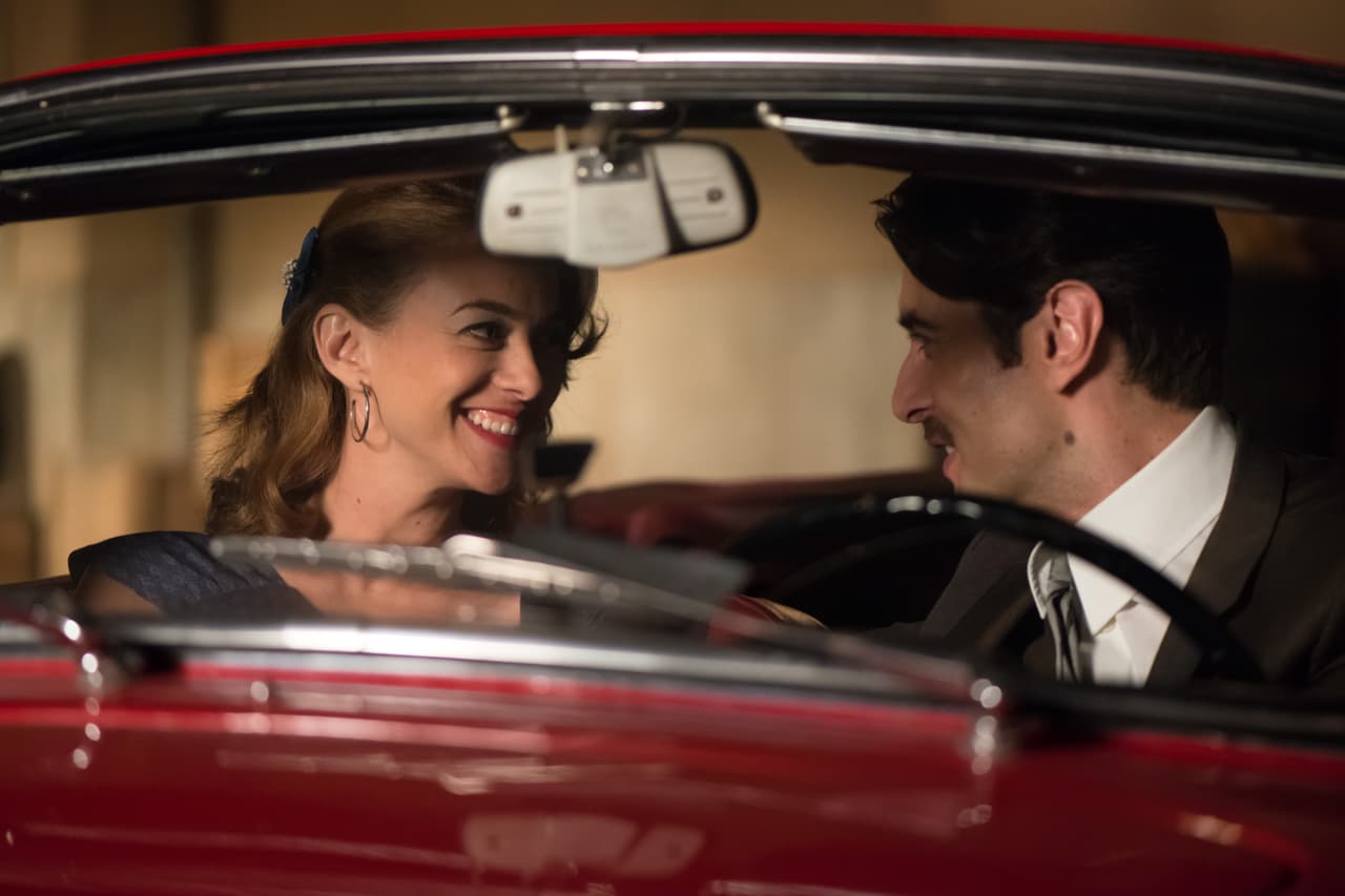 Y la noche terminó con un apasionado beso.