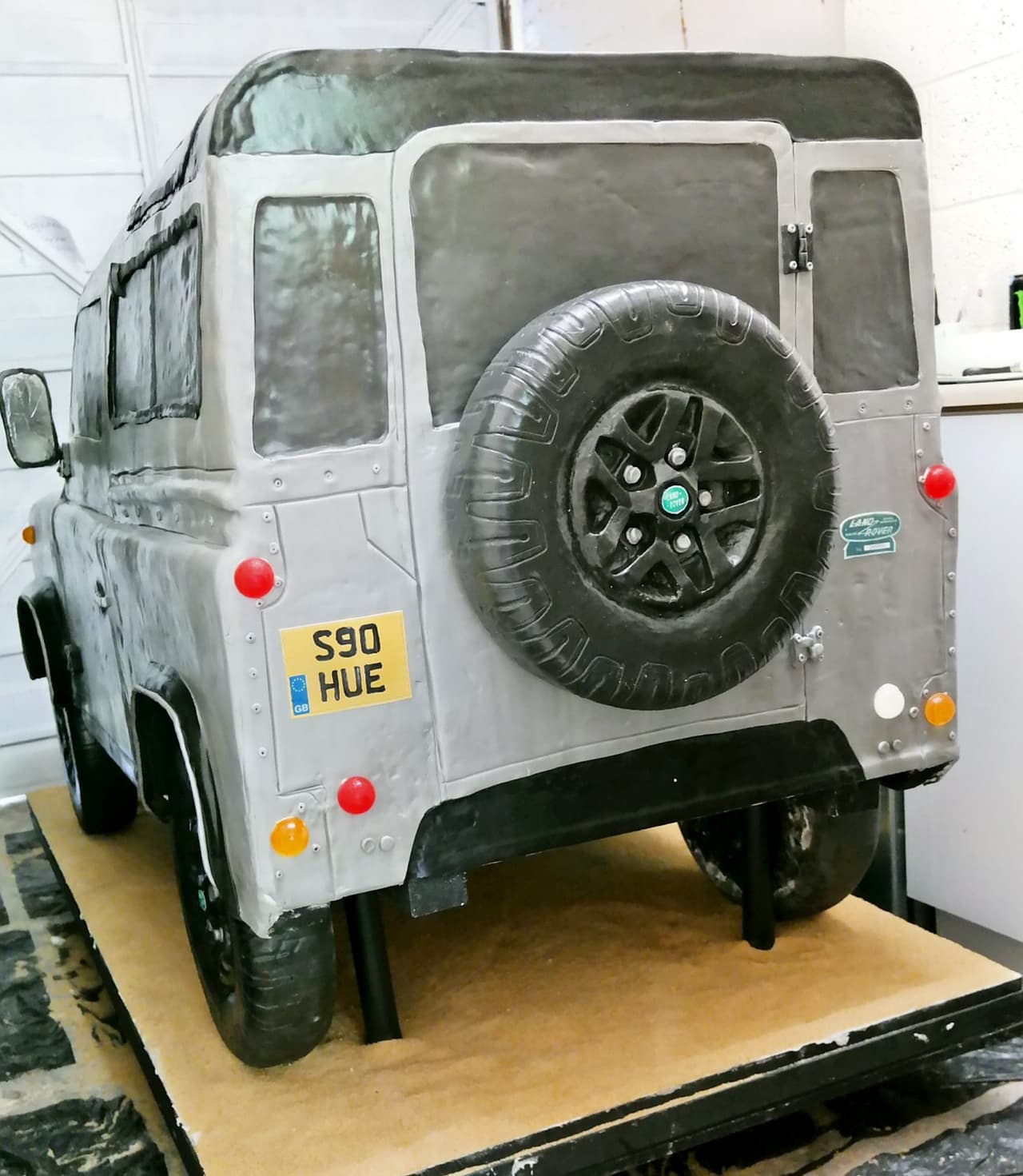 Todo el proceso que llevo la creación de este pastel fue registrada con la grabación de un video.