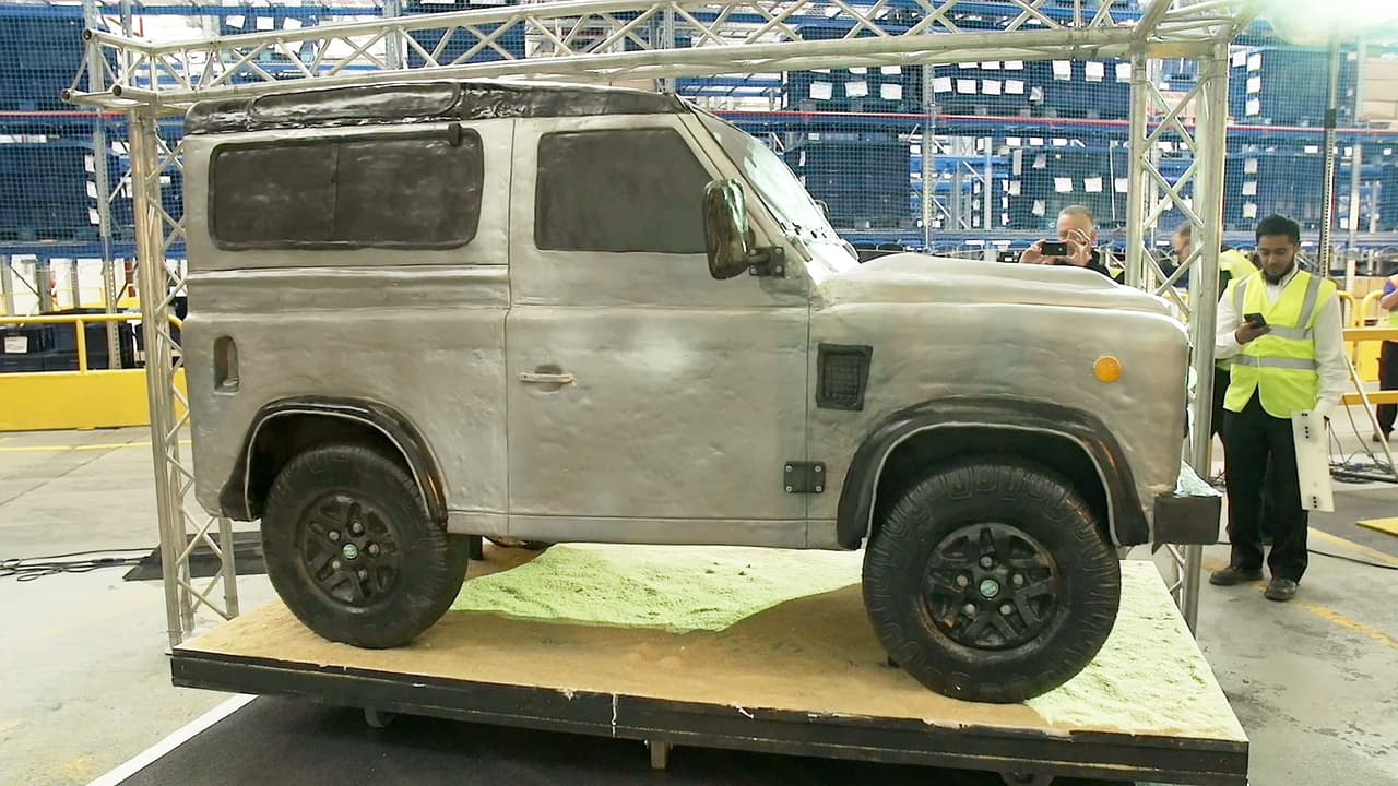 Este gran pastel no es la primera creación impresionante de Lara, el pastel con el que gano al competencia de hace dos años fue una réplica a tamaño real del actor Johnny Depp.