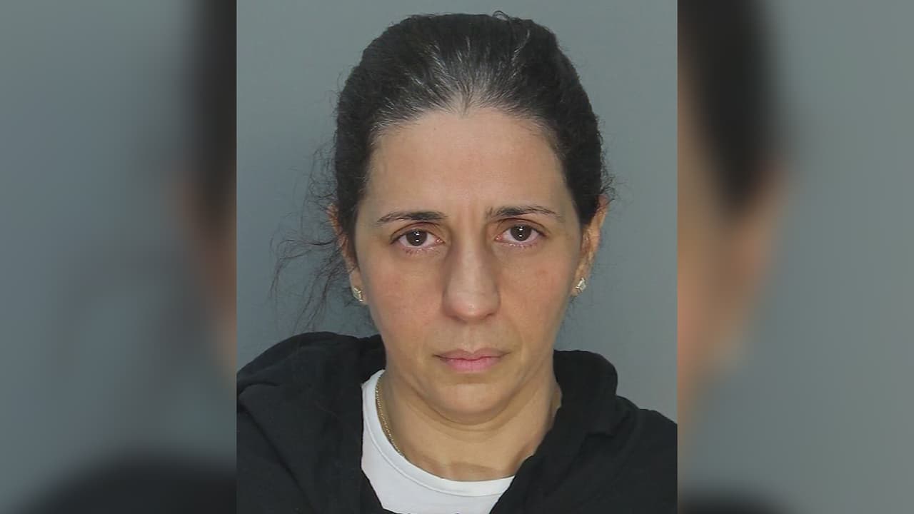 La mujer acusada de matar a su hijo autista en Miami se declara no culpable
