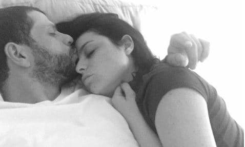 Ante su definitiva ruptura y la entrega del anillo de compromiso a Violeta a finales de 2017, Archie Balardi comentó que él tiene dicha sortija. "La primera vez que tronamos no me lo regresó, pero esta vez sí. Intentamos venderlo juntos, pero a la mera hora no se dio, así que aquí lo traigo".