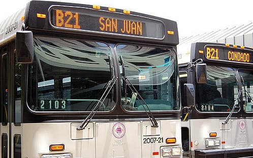 La crisis aumenta el número de usuarios de transporte público en San Juan