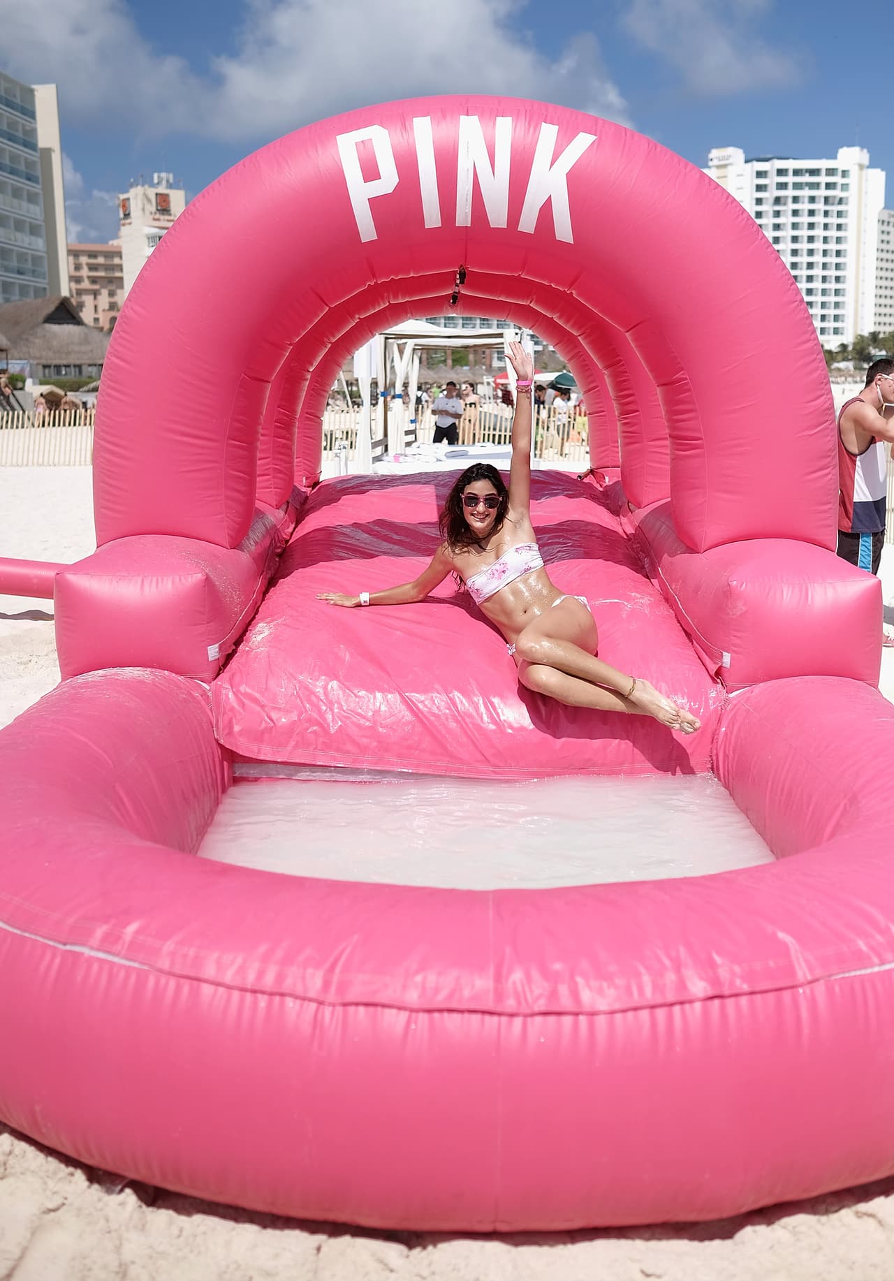 La Victoria's Secret Pink Spring Break Party se puso muy buena.