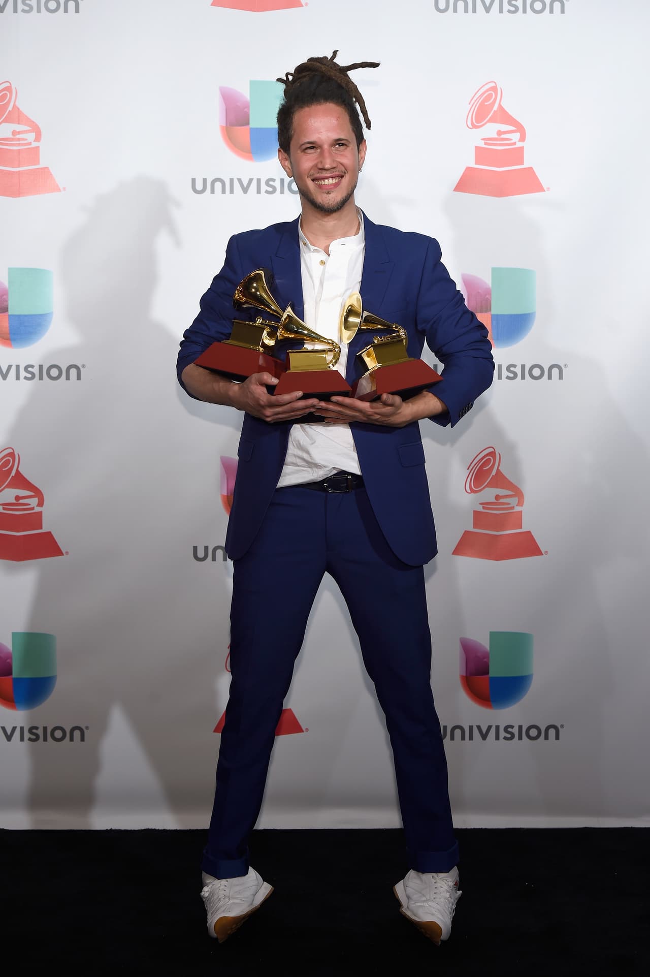 <b>Vicente García</b>
<br>
<b>Gramófonos ganados: 3</b>
<br>
<b>Categorías en las cuales ganó:</b>
<br>Mejor artista nuevo
<br>Mejor Canción Tropical
<br>Mejor Álbum Cantautor