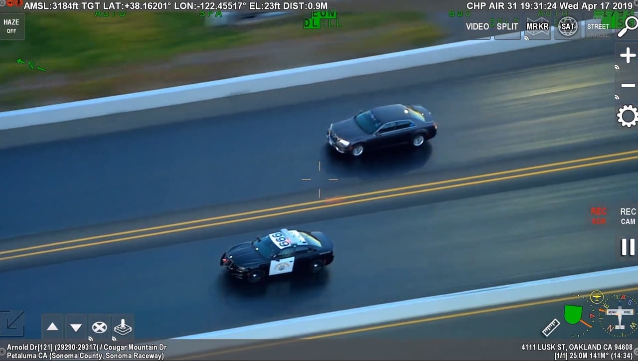 Patrulleros de California invitan a amantes de los 'sideshows' a enfrentarlos en una carrera de alta velocidad