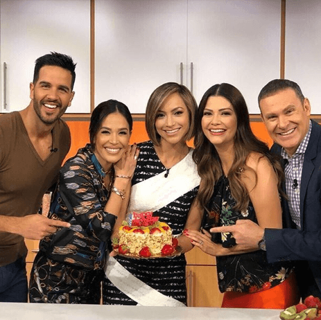 Tanto Karla, Satcha y Ana tuvieron embarazos afortunados y sin contratiempos, lo cual les permitió incorporarse a la brevedad a sus actividades profesionales y a su rutina de acondicionamiento físico. ¿Será que pronto tendremos algún otro bebé en casa?