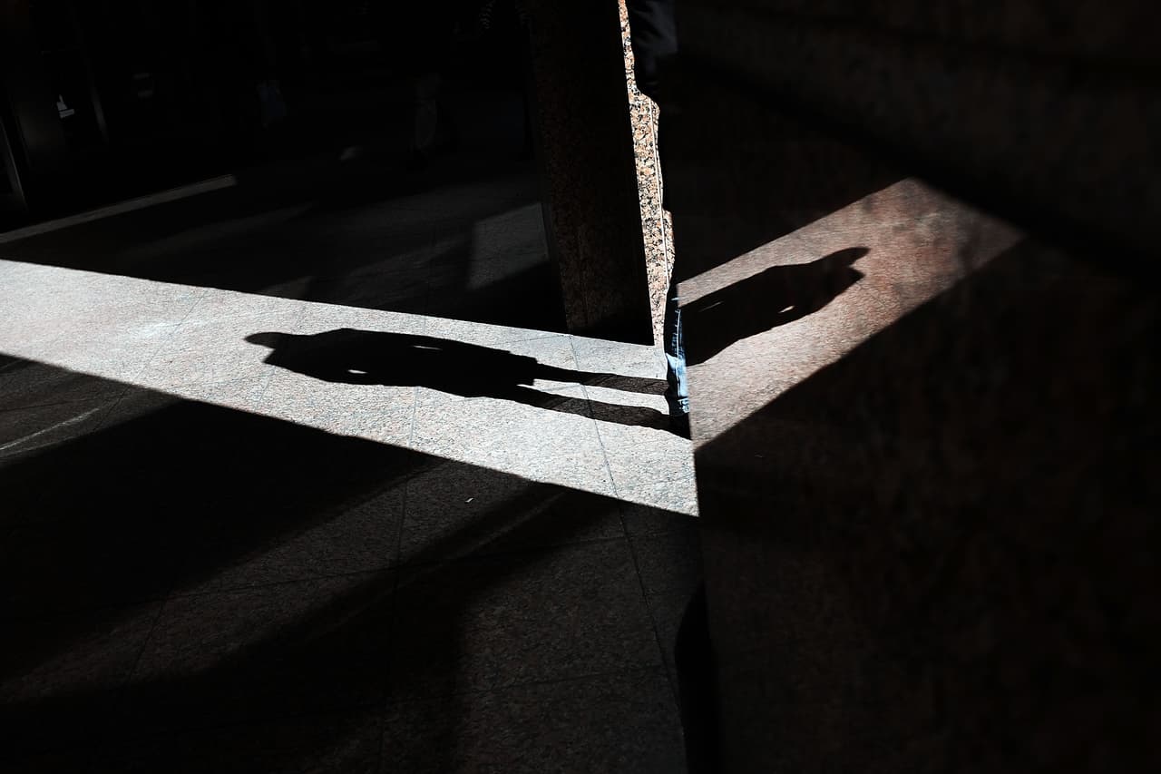 El Departamento de Seguridad Pública de Arizona tiene un sitio web donde tienen como herramienta un registro de delincuentes sexuales.
<br>