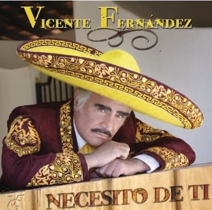 El cantante nacido en Huentitán El Alto, creció "entre vacas y caballos", por lo que a los 11 años ordeñaba vacas junto a su padre.