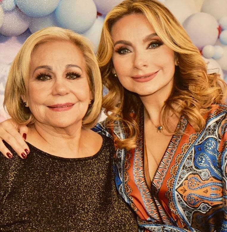 Honró su memoria agradeciendo 
<b>"el mejor regalo de vida" </b>que le pudo haber dado a la actriz: su madre. "Tú estabas tan orgullosa de ella", escribió. 
<br>