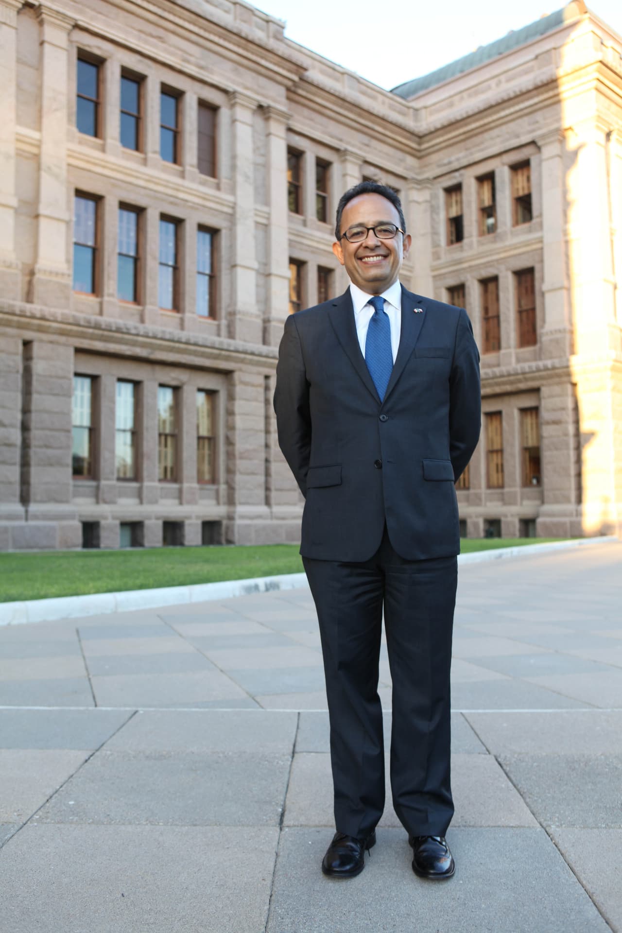 El equipo de Univision dio El Grito con mariachi y grandes espectáculos desde el Capitolio de Texas.