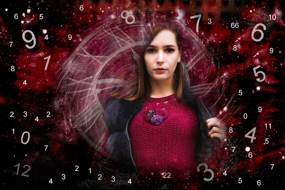 Revisa el video del 
<b><a href="https://www.univision.com/horoscopos/curso-de-numerologia-leccion-1-video" target="_blank">Curso de Numerología gratuito de Univision</a></b> Horóscopos donde podrás practicar y ver más detalles así como profundizar en diferentes aspectos de cada uno de los números del sendero de la vida, pues hay mucho más que conocer al respecto. Sin embargo, la clave siguiente, te indica las características generales que puedes observar en ti mismo y en tu pareja, amigos, parientes, y todos los que te rodean.