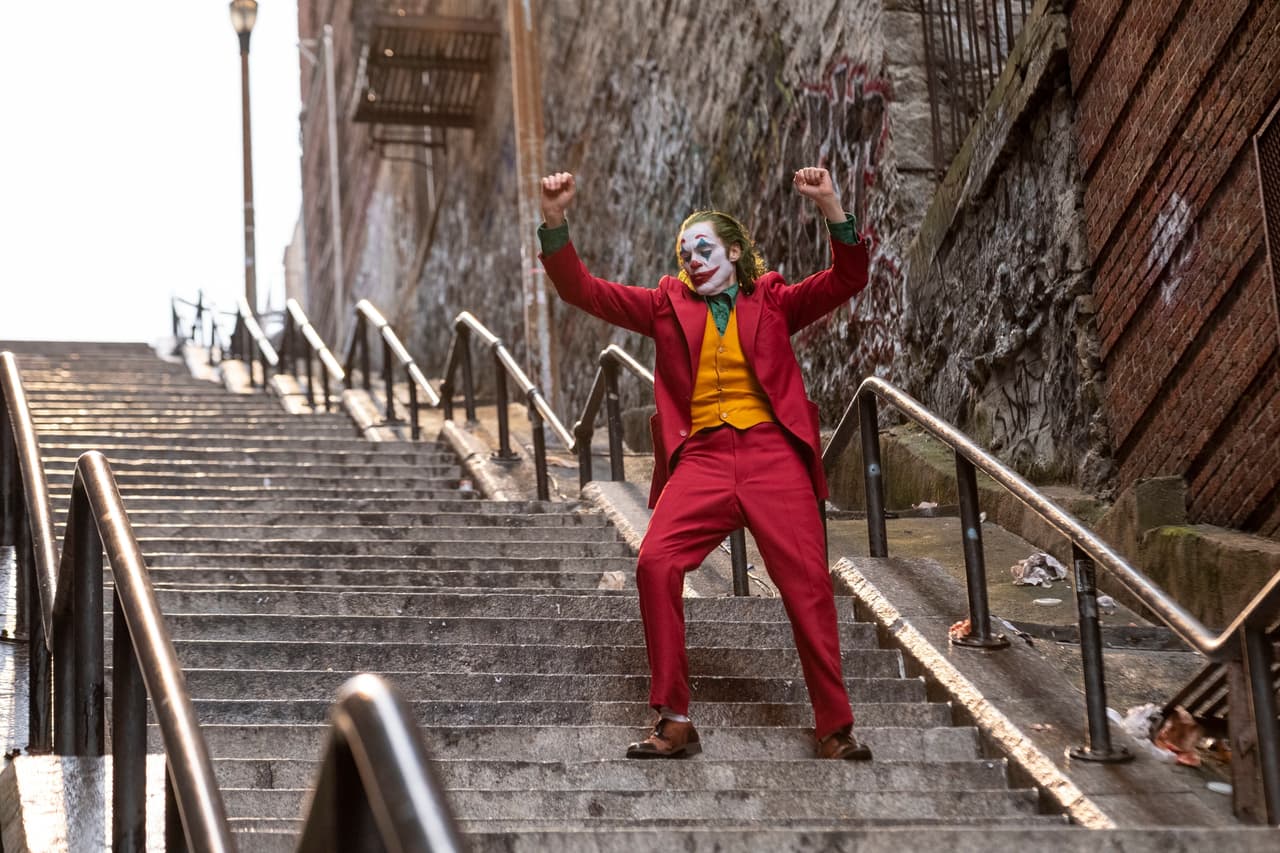 La escena de las escaleras en 'Joker' de 2019.