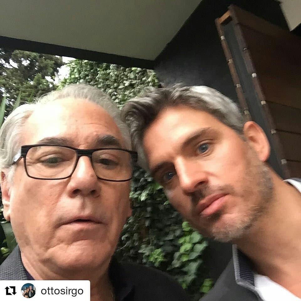 ¡Y cómo no, a su lado la oportunidad de crecer actoralmente es única!