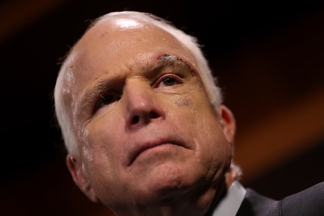 Senador McCain asegura que su cáncer cerebral es "muy muy serio"