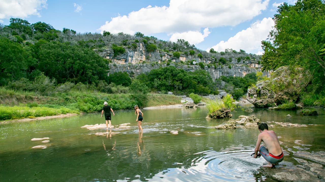 Lleve mucha agua y recuerde mantenerse hidratado si desea hacer esta ruta. Las temperaturas en nuestra región continuarán sobre los 90 grados hasta los tres dígitos.