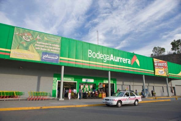 3. BODEGA AURRERA. Valuada en 1,016 millones de dólares, esta línea de tiendas de conveniencia tiene su origen en México. (Imagen tomada de Twitter).