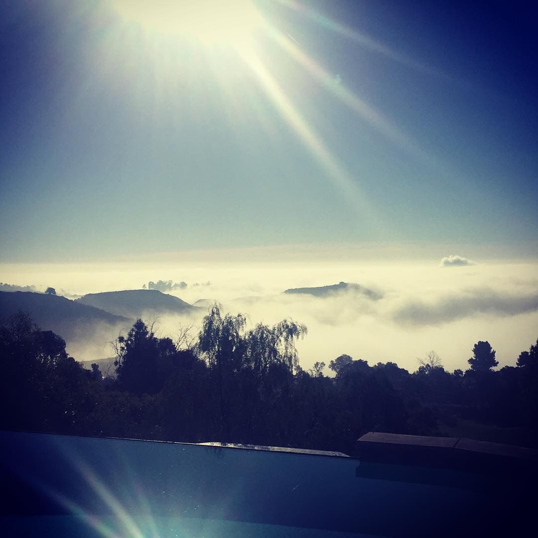 Estuvo apartada de sus redes sociales, pero de nuevo comparte fotos como esta.