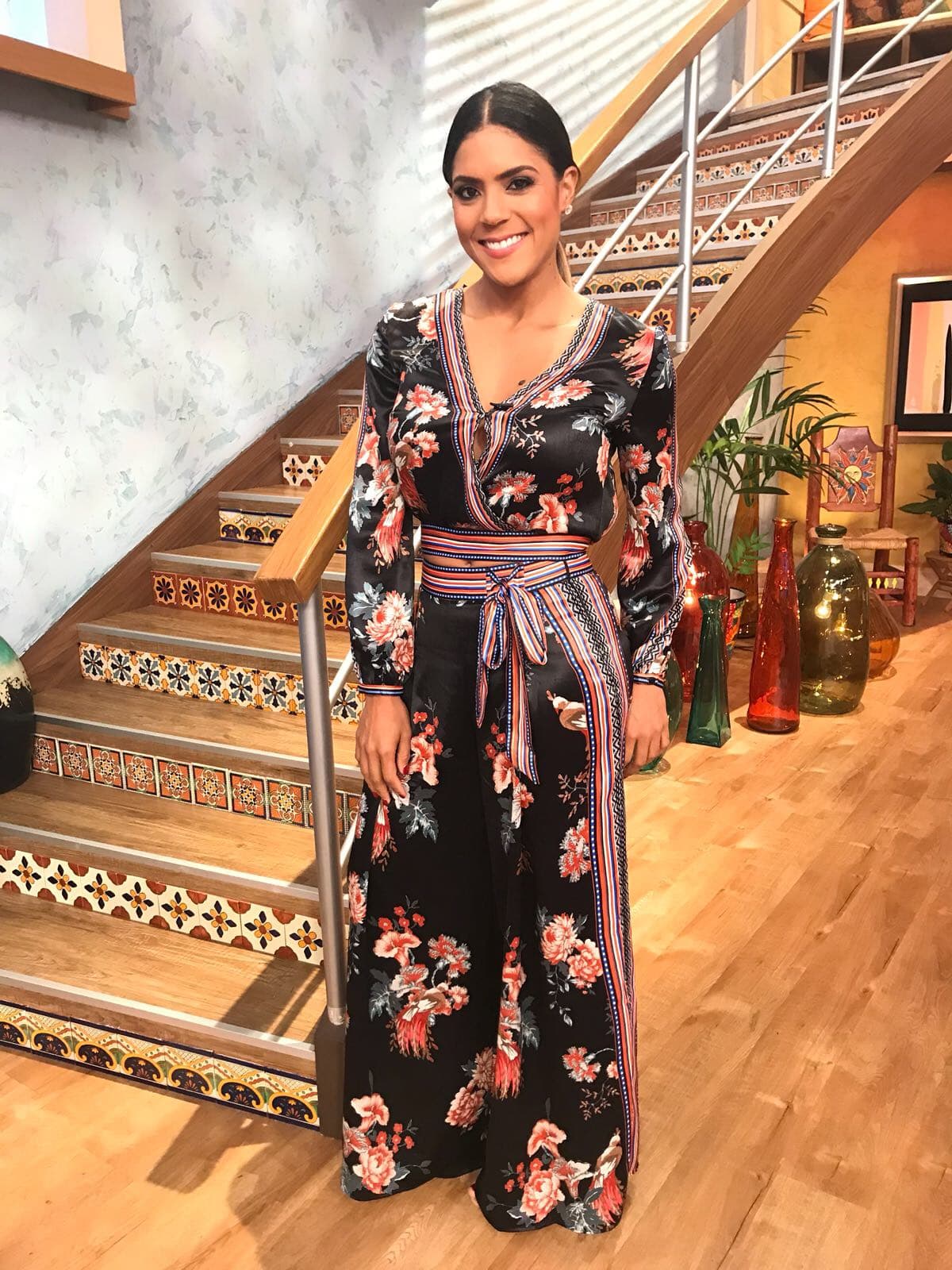 Francisca Lachapel luce este vestido con flores, su estampado favorito.