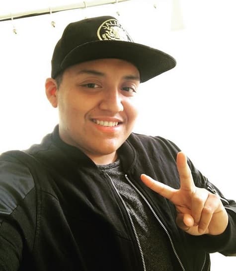 Según reveló el artista al programa 
<b><a href="https://twitter.com/IntrusosOf/status/1131349325651558401" target="_blank">Intrusos</a></b>, lo único que falta es realizar el 
<b>implante de pene</b>, el cual le será construido a partir de una parte de su propio cuerpo.
<br>