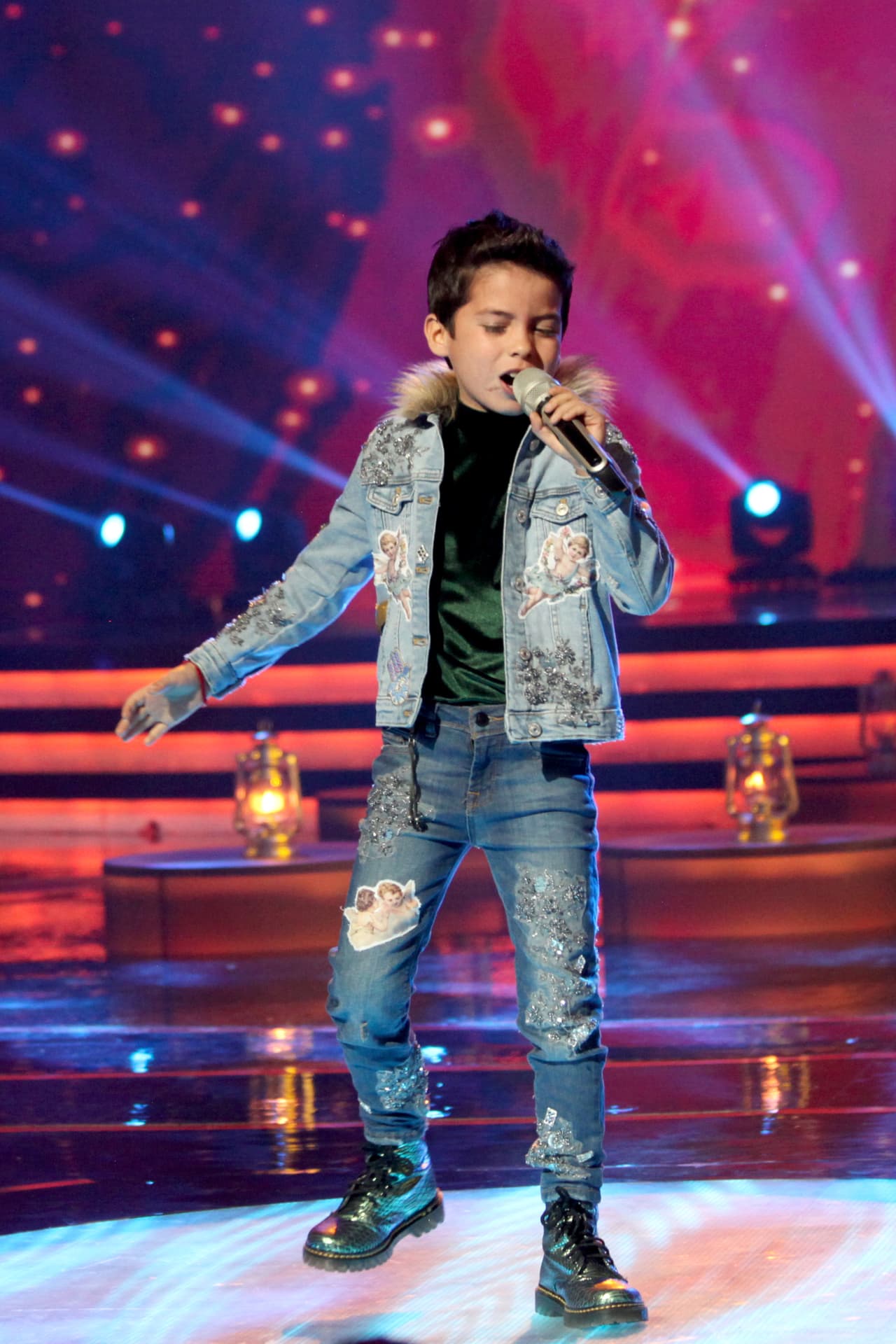 Tras el trago amargo de su presentación anterior, en la séptima gala se lució con la interpretación del tema ‘Probablemente’ de Christian Nodal.