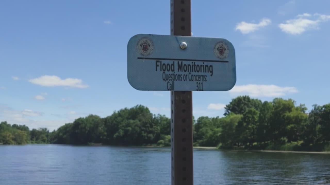 ¿Cómo funcionan los sensores para detectar inundaciones y dónde se encuentran?