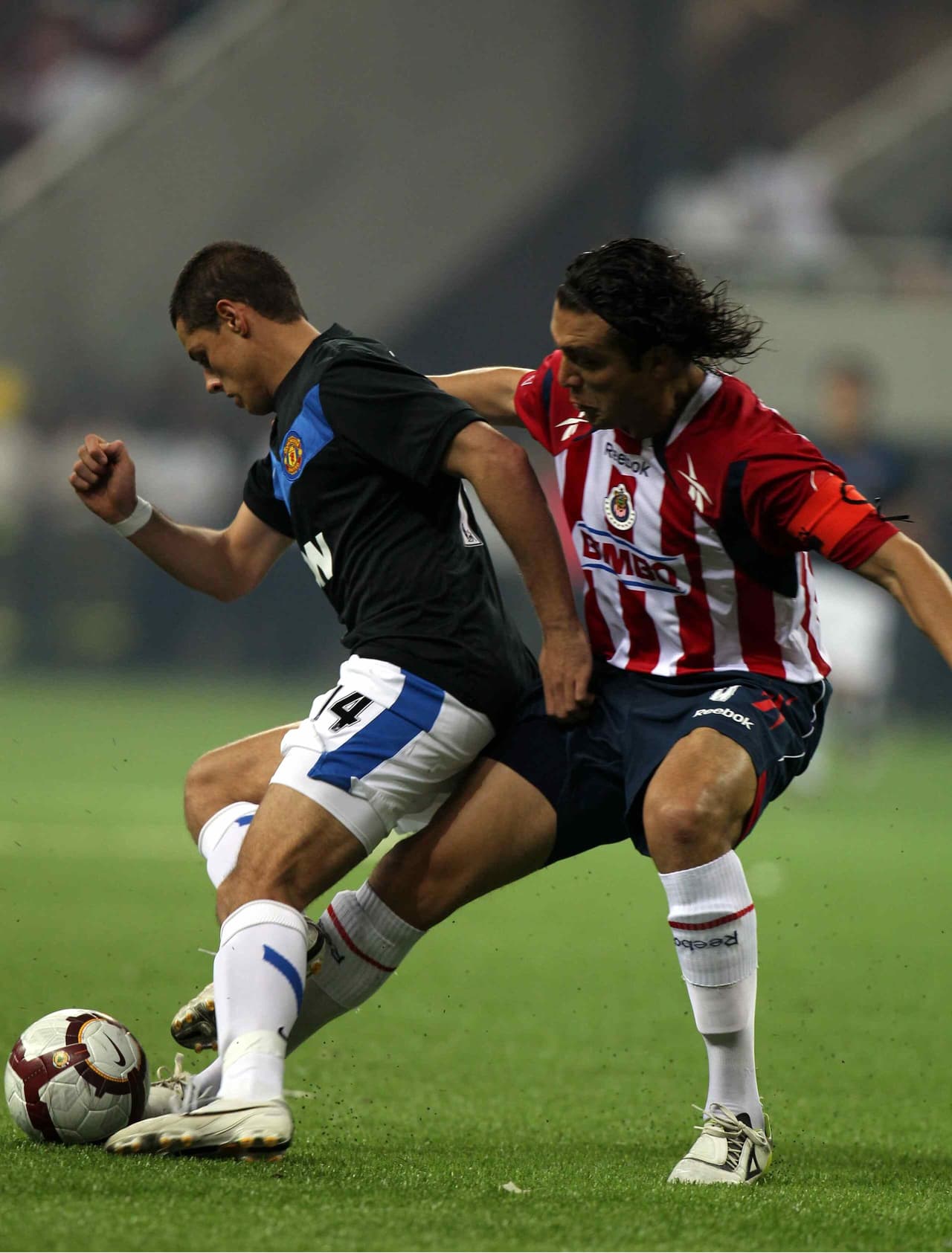 Fue raro ver al 'Chícharo' enfrentarse a los compañeros con los que compartió tantos éxitos en la Liga MX.