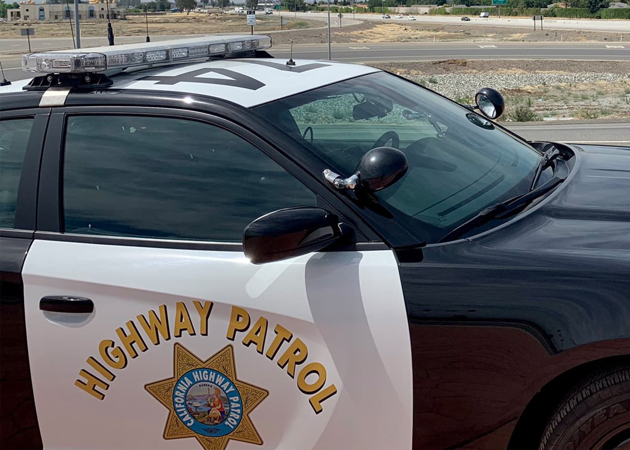 Atropellan a un peatón en la carretera 99 y causa horas de tráfico en el condado de Tulare
