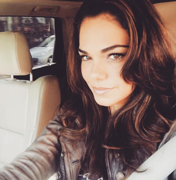 La guapa actriz declaró para el sitio de ‘El universal’ que está muy satisfecha con todo lo que ha logrado en su carrera y que se preparó mucho para pulir su protagónico en ‘La piloto’.