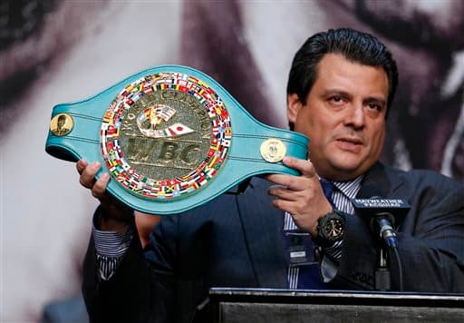 Mauricio Sulaimán 2 años frente a Consejo Mundial de Boxeo