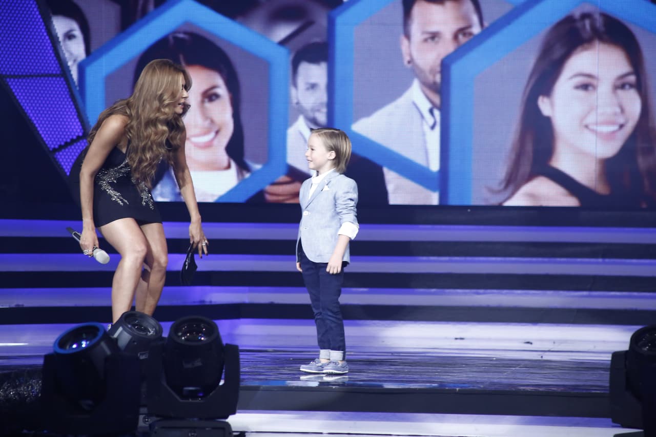 Es hora de que saquemos el babero. El corazón se nos arrugó cuando el pequeño Mateo se montó en el escenario de Va Por Ti.